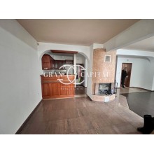 Продава Къща София Славия (945)